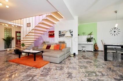 Prodej rodinného domu 6+1, užitná plocha 245 m², pozemek 1015 m², Praha východ, Říčany - Fotka 6